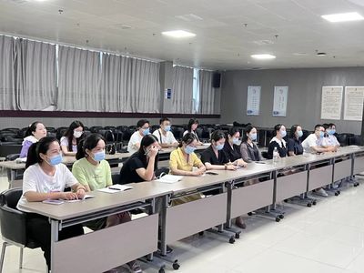 第二十五屆中國農產品加工業投資貿易洽談會講解員培訓班開班