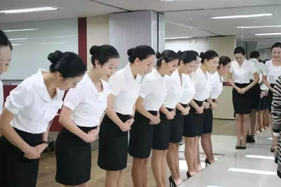 空乘面試注意這6點，搞定考官不是問題！——禮儀篇